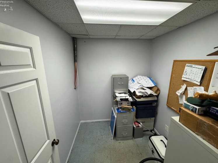 325 Center, Bellevue, 44811, ,Commercial,For Sale,Center,20262745