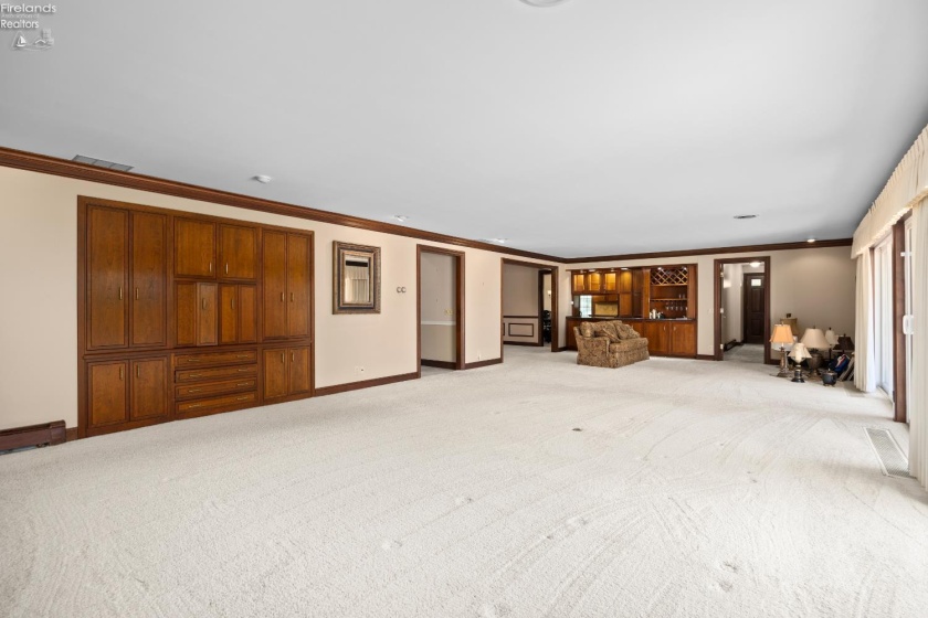 1711 Willow Drive, Sandusky, 44870, 4 Bedrooms Bedrooms, ,5 BathroomsBathrooms,Residential,For Sale,Willow,20262748