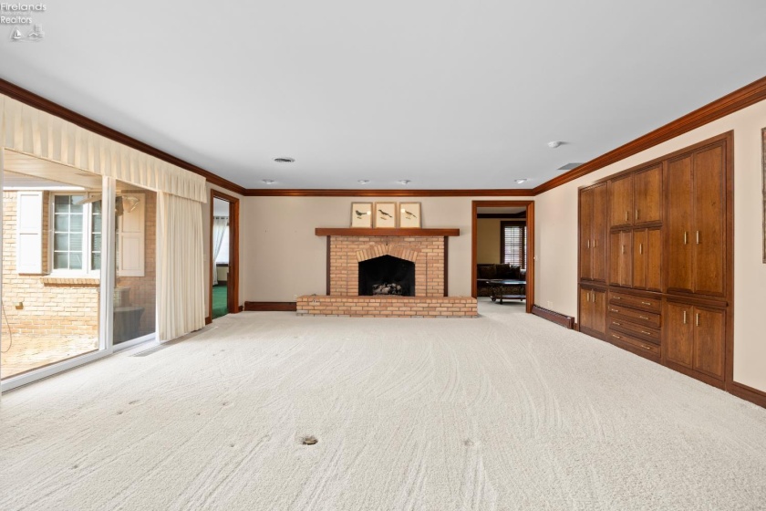 1711 Willow Drive, Sandusky, 44870, 4 Bedrooms Bedrooms, ,5 BathroomsBathrooms,Residential,For Sale,Willow,20262748