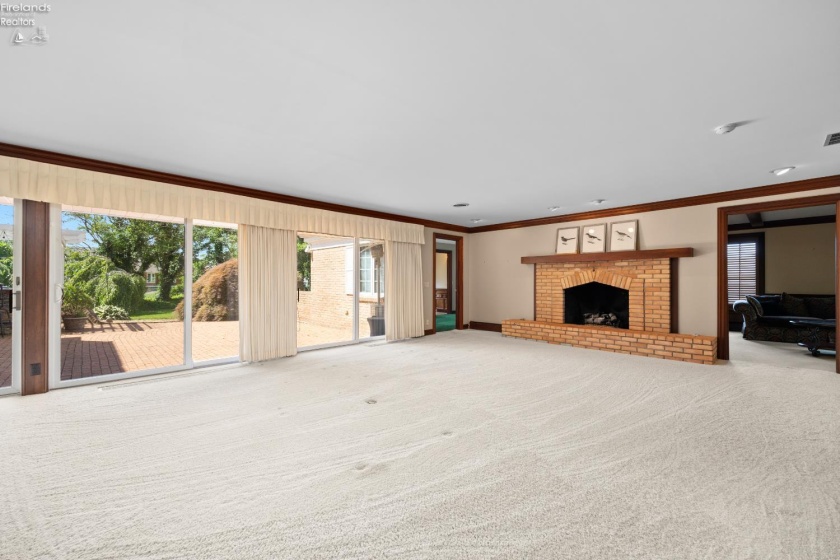 1711 Willow Drive, Sandusky, 44870, 4 Bedrooms Bedrooms, ,5 BathroomsBathrooms,Residential,For Sale,Willow,20262748