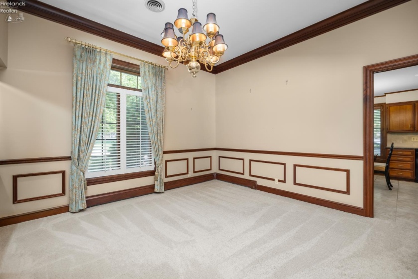 1711 Willow Drive, Sandusky, 44870, 4 Bedrooms Bedrooms, ,5 BathroomsBathrooms,Residential,For Sale,Willow,20262748