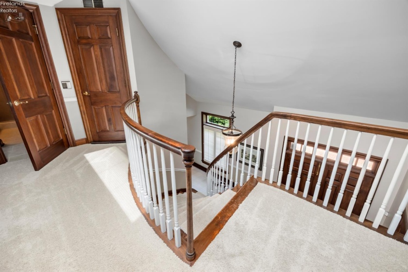 1711 Willow Drive, Sandusky, 44870, 4 Bedrooms Bedrooms, ,5 BathroomsBathrooms,Residential,For Sale,Willow,20262748