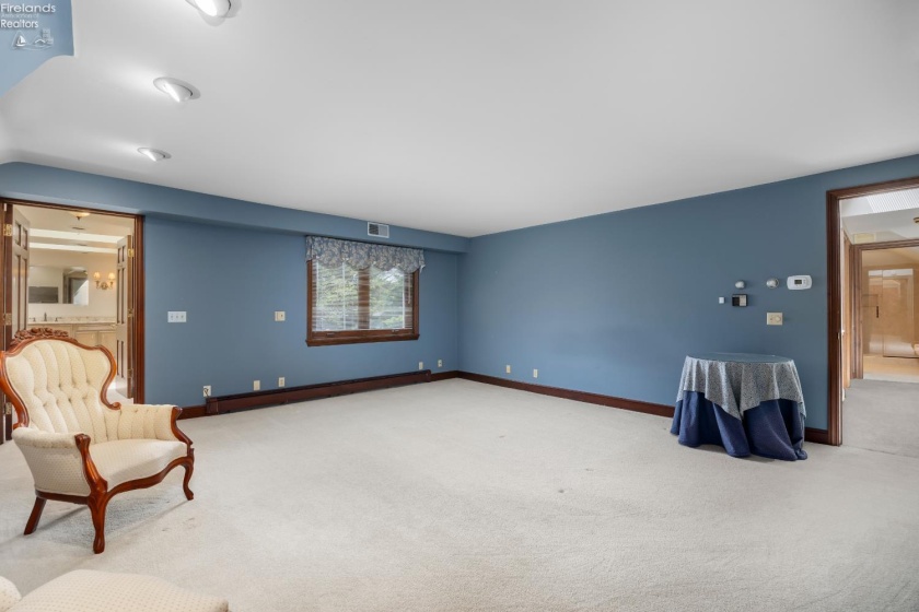 1711 Willow Drive, Sandusky, 44870, 4 Bedrooms Bedrooms, ,5 BathroomsBathrooms,Residential,For Sale,Willow,20262748
