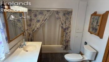208 Main Street, McComb, 45858, 3 Bedrooms Bedrooms, ,2 BathroomsBathrooms,Residential,For Sale,Main Street,20262701 208 Main Street, McComb, 45858, 3 Bedrooms Bedrooms, ,2 BathroomsBathrooms,Residential,For Sale,Main Street,20262701