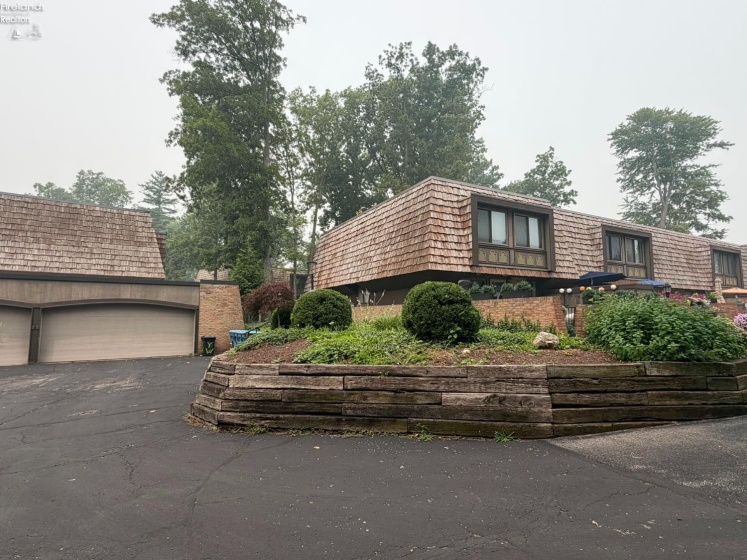 1120 By The Shores Drive, Huron, 44839, 2 Bedrooms Bedrooms, ,3 BathroomsBathrooms,Residential,For Sale,By The Shores,20262580