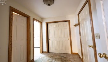 303 Canterbury Drive, Huron, 44839, 4 Bedrooms Bedrooms, ,4 BathroomsBathrooms,Residential,For Sale,Canterbury,20262574 303 Canterbury Drive, Huron, 44839, 4 Bedrooms Bedrooms, ,4 BathroomsBathrooms,Residential,For Sale,Canterbury,20262574