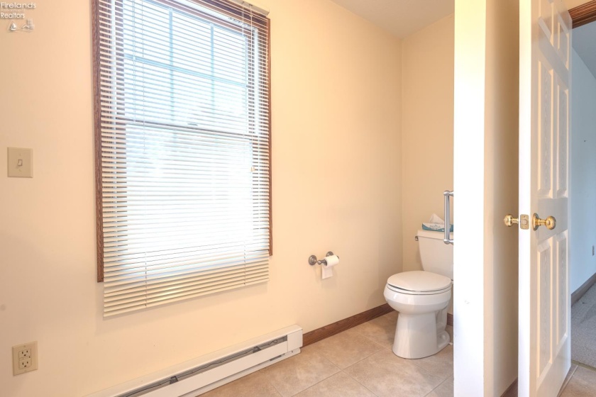 303 Canterbury Drive, Huron, 44839, 4 Bedrooms Bedrooms, ,4 BathroomsBathrooms,Residential,For Sale,Canterbury,20262574
