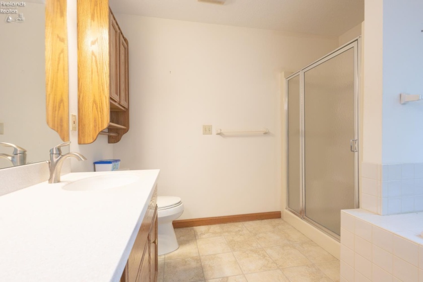303 Canterbury Drive, Huron, 44839, 4 Bedrooms Bedrooms, ,4 BathroomsBathrooms,Residential,For Sale,Canterbury,20262574