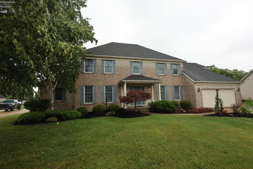 303 Canterbury Drive, Huron, 44839, 4 Bedrooms Bedrooms, ,4 BathroomsBathrooms,Residential,For Sale,Canterbury,20262574