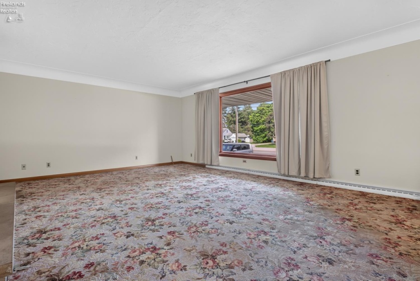 114 Leavitt Road, Amherst, 44001, 3 Bedroom Bedrooms, ,3 BathroomBathrooms,Residential,For Sale,Leavitt,20262711