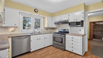 114 Leavitt Road, Amherst, 44001, 3 Bedrooms Bedrooms, ,3 BathroomsBathrooms,Residential,For Sale,Leavitt,20262711