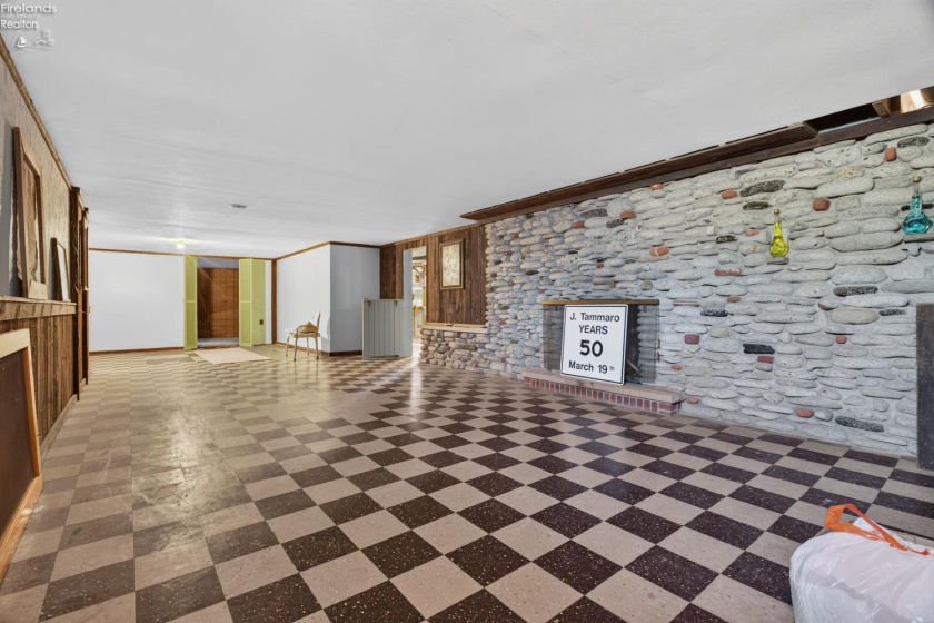 114 Leavitt Road, Amherst, 44001, 3 Bedroom Bedrooms, ,3 BathroomBathrooms,Residential,For Sale,Leavitt,20262711