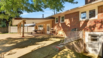114 Leavitt Road, Amherst, 44001, 3 Bedrooms Bedrooms, ,3 BathroomsBathrooms,Residential,For Sale,Leavitt,20262711