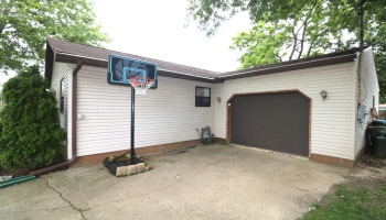 1025 Jackson Street, Vermilion, 44089, 3 Bedrooms Bedrooms, ,1 BathroomBathrooms,Residential,For Sale,Jackson,20262697 1025 Jackson Street, Vermilion, 44089, 3 Bedrooms Bedrooms, ,1 BathroomBathrooms,Residential,For Sale,Jackson,20262697