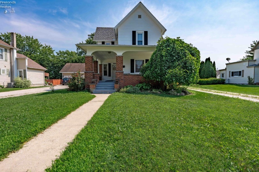 523 Madison Street, Gibsonburg, 43431, 4 Bedrooms Bedrooms, ,2 BathroomsBathrooms,Residential,For Sale,Madison,20262730