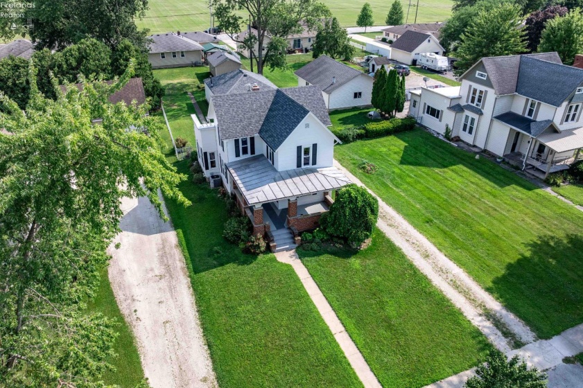523 Madison Street, Gibsonburg, 43431, 4 Bedrooms Bedrooms, ,2 BathroomsBathrooms,Residential,For Sale,Madison,20262730