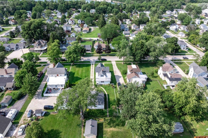 523 Madison Street, Gibsonburg, 43431, 4 Bedrooms Bedrooms, ,2 BathroomsBathrooms,Residential,For Sale,Madison,20262730