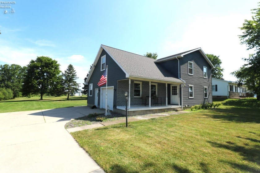 2860 St Rt 103, Willard, 44890, 3 Bedrooms Bedrooms, ,2 BathroomsBathrooms,Residential,For Sale,St Rt 103,20262629