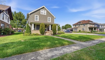245 Melmore Street, Tiffin, 44883, 3 Bedrooms Bedrooms, ,3 BathroomsBathrooms,Residential,For Sale,Melmore,20262576 245 Melmore Street, Tiffin, 44883, 3 Bedrooms Bedrooms, ,3 BathroomsBathrooms,Residential,For Sale,Melmore,20262576