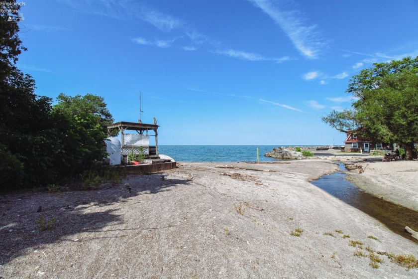 41 Poplar Street, Huron, 44839, 3 Bedrooms Bedrooms, ,2 BathroomsBathrooms,Residential,For Sale,Poplar,20262595