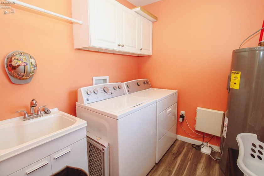 41 Poplar Street, Huron, 44839, 3 Bedrooms Bedrooms, ,2 BathroomsBathrooms,Residential,For Sale,Poplar,20262595