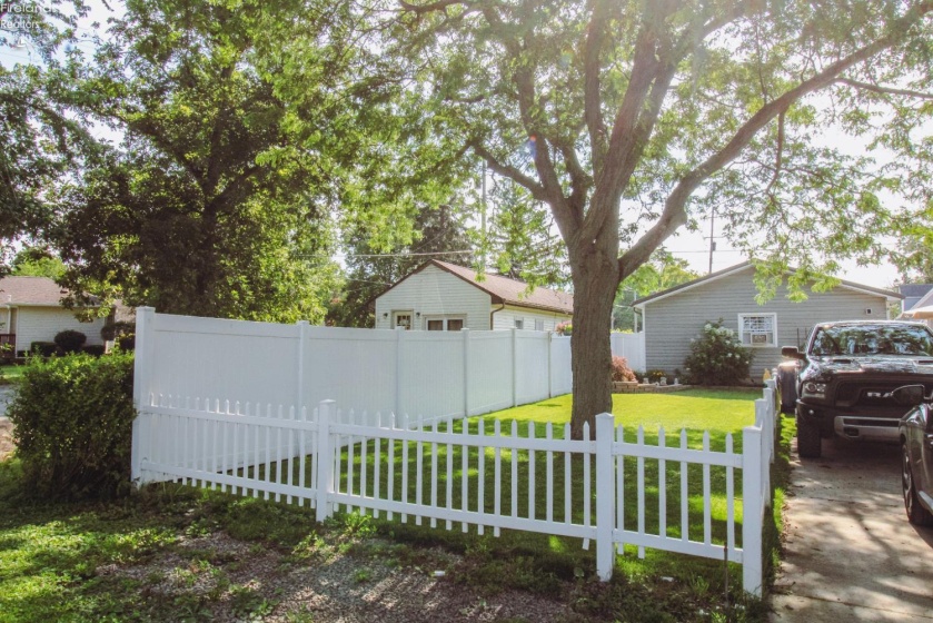 41 Poplar Street, Huron, 44839, 3 Bedrooms Bedrooms, ,2 BathroomsBathrooms,Residential,For Sale,Poplar,20262595