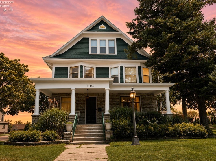 1104 Wayne Street, Sandusky, 44870, 4 Bedrooms Bedrooms, ,3 BathroomsBathrooms,Residential,For Sale,Wayne,20262686