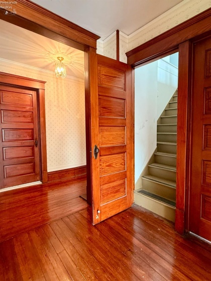 1104 Wayne Street, Sandusky, 44870, 4 Bedrooms Bedrooms, ,3 BathroomsBathrooms,Residential,For Sale,Wayne,20262686