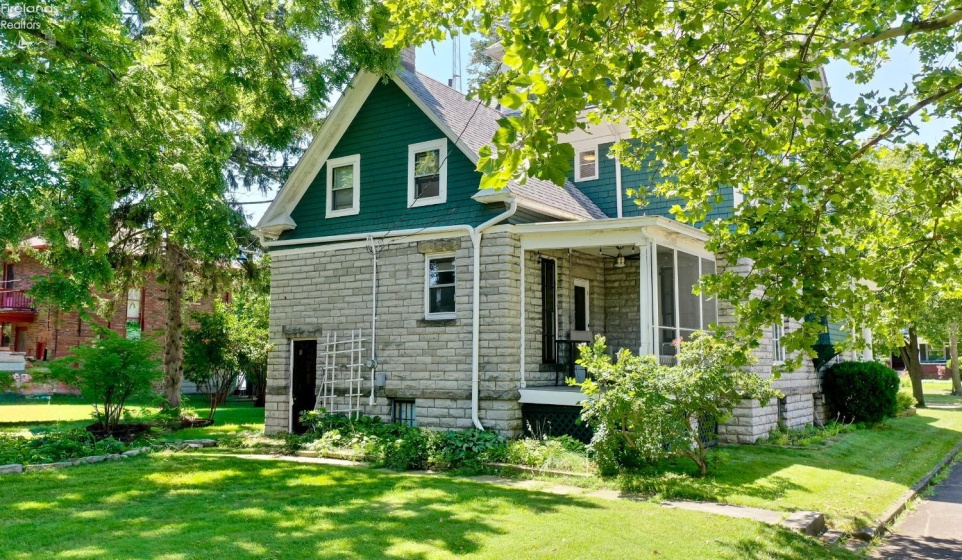 1104 Wayne Street, Sandusky, 44870, 4 Bedrooms Bedrooms, ,3 BathroomsBathrooms,Residential,For Sale,Wayne,20262686