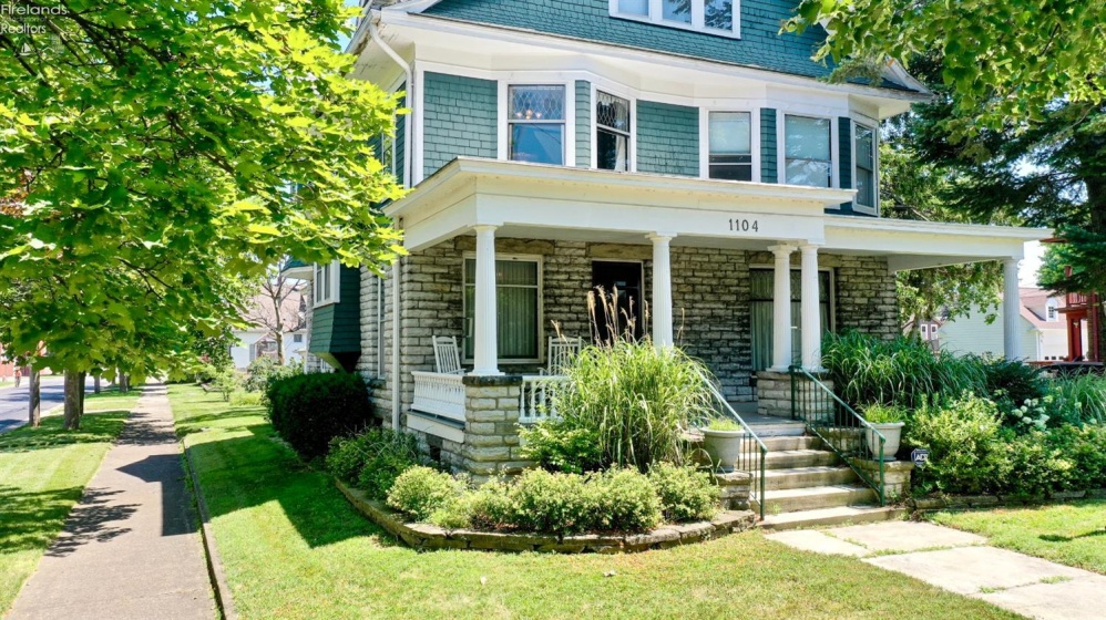 1104 Wayne Street, Sandusky, 44870, 4 Bedrooms Bedrooms, ,3 BathroomsBathrooms,Residential,For Sale,Wayne,20262686
