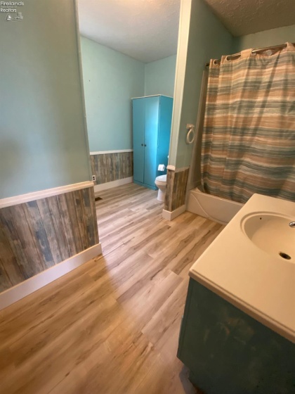 857 County Road 212, Fremont, 43420, 4 Bedrooms Bedrooms, ,1 BathroomBathrooms,Residential,For Sale,County Road 212,20262699