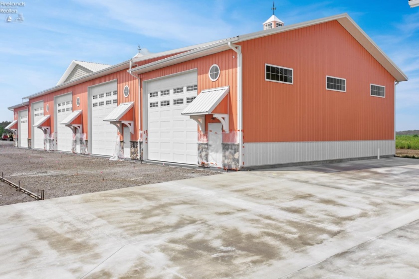 2656 Harbor Road, Port Clinton, 43452, ,1 BathroomBathrooms,Residential,For Sale,Harbor,20262774