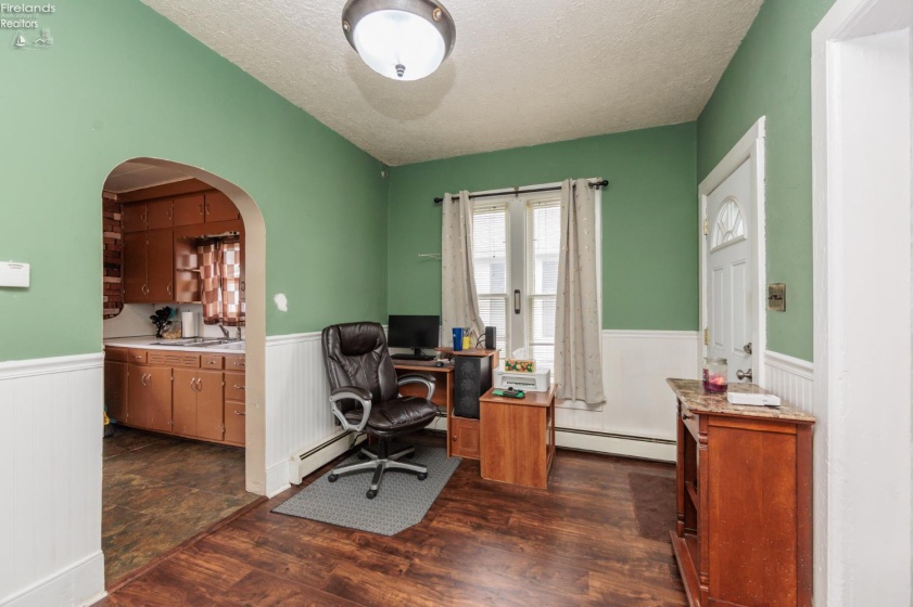 118 Hickory Street, Bellevue, 44811, 3 Bedrooms Bedrooms, ,2 BathroomsBathrooms,Residential,For Sale,Hickory,20262579