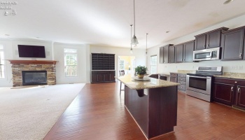 1140 Meadowview Drive, Willard, 44890, 4 Bedrooms Bedrooms, ,4 BathroomsBathrooms,Residential,For Sale,Meadowview,20262698