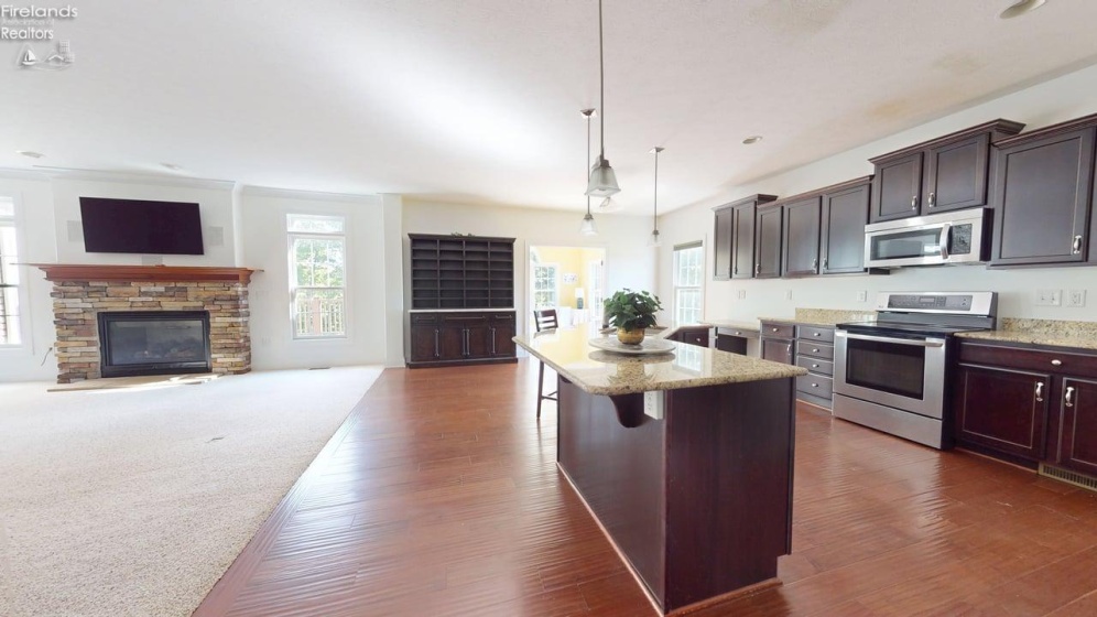 1140 Meadowview Drive, Willard, 44890, 4 Bedrooms Bedrooms, ,4 BathroomsBathrooms,Residential,For Sale,Meadowview,20262698