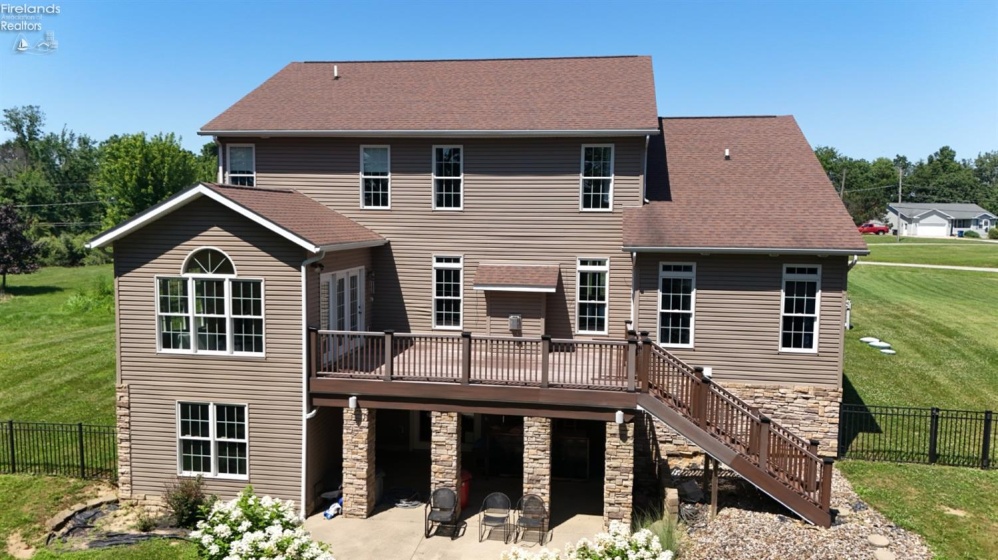 1140 Meadowview Drive, Willard, 44890, 4 Bedrooms Bedrooms, ,4 BathroomsBathrooms,Residential,For Sale,Meadowview,20262698