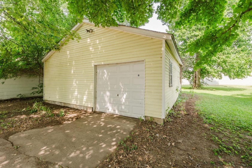 122 Fifth Street, Fremont, 43420, 3 Bedrooms Bedrooms, ,1 BathroomBathrooms,Residential,For Sale,Fifth,20262714
