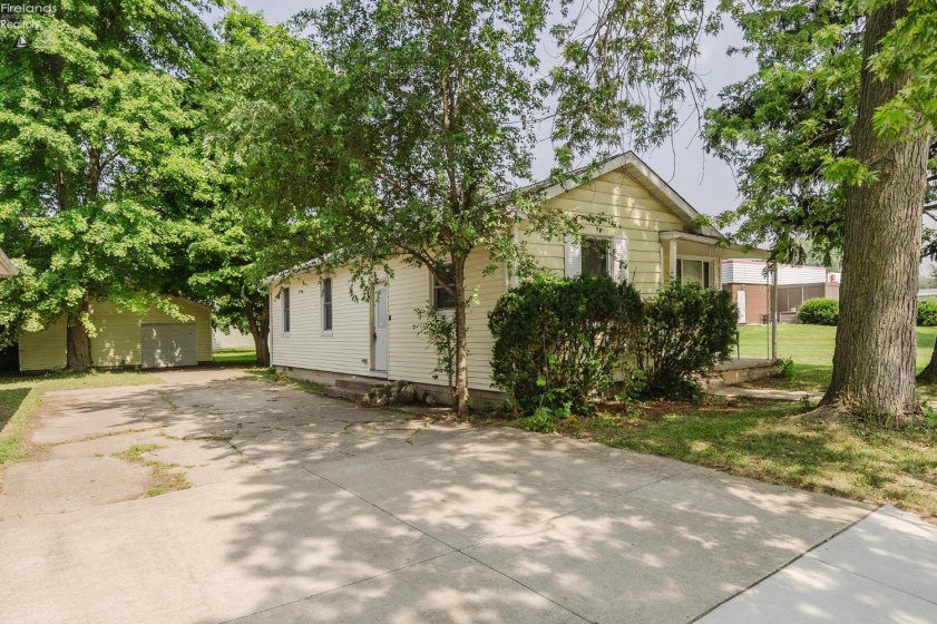 122 Fifth Street, Fremont, 43420, 3 Bedrooms Bedrooms, ,1 BathroomBathrooms,Residential,For Sale,Fifth,20262714
