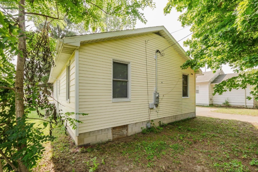 122 Fifth Street, Fremont, 43420, 3 Bedrooms Bedrooms, ,1 BathroomBathrooms,Residential,For Sale,Fifth,20262714