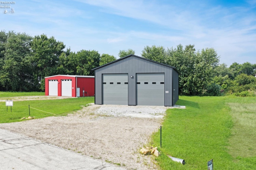 2860 Danbury Road, Port Clinton, 43452, ,Residential,For Sale,Danbury,20262779