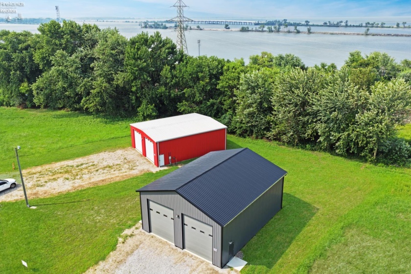 2860 Danbury Road, Port Clinton, 43452, ,Residential,For Sale,Danbury,20262779