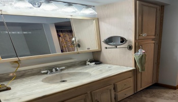 603 W Main St, Bellevue, 44811, 2 Bedrooms Bedrooms, ,2 BathroomsBathrooms,Residential,For Sale,W Main St,20262752