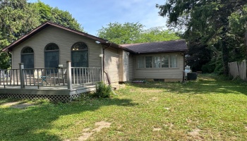 603 W Main St, Bellevue, 44811, 2 Bedrooms Bedrooms, ,2 BathroomsBathrooms,Residential,For Sale,W Main St,20262752