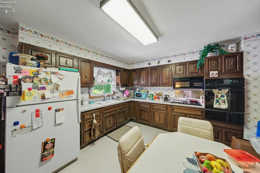 1223 Brookview Drive, Huron, 44839, 3 Bedrooms Bedrooms, ,2 BathroomsBathrooms,Residential,For Sale,Brookview,20262790