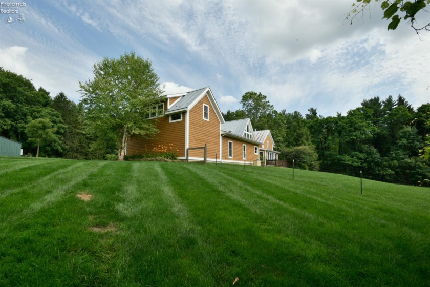 2863 Bell Road, Mansfield, 44904, 6 Bedrooms Bedrooms, ,5 BathroomsBathrooms,Residential,For Sale,Bell,20262792
