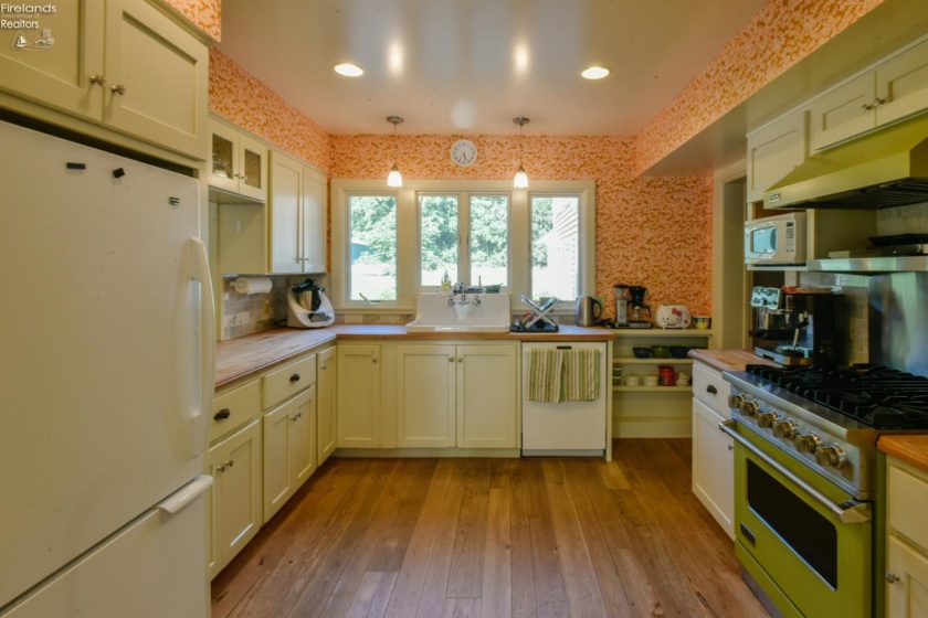 2863 Bell Road, Mansfield, 44904, 6 Bedrooms Bedrooms, ,5 BathroomsBathrooms,Residential,For Sale,Bell,20262792