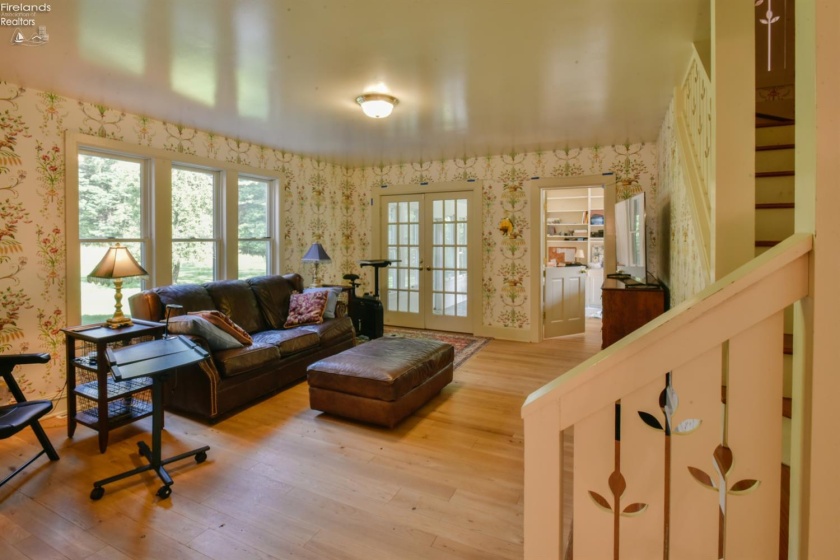 2863 Bell Road, Mansfield, 44904, 6 Bedrooms Bedrooms, ,5 BathroomsBathrooms,Residential,For Sale,Bell,20262792