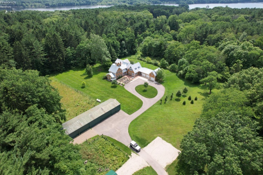 2863 Bell Road, Mansfield, 44904, 6 Bedrooms Bedrooms, ,5 BathroomsBathrooms,Residential,For Sale,Bell,20262792