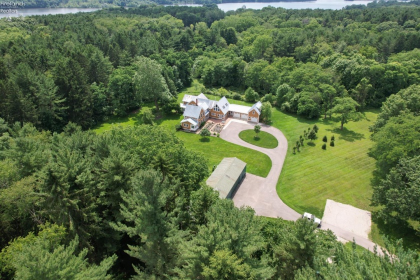2863 Bell Road, Mansfield, 44904, 6 Bedrooms Bedrooms, ,5 BathroomsBathrooms,Residential,For Sale,Bell,20262792