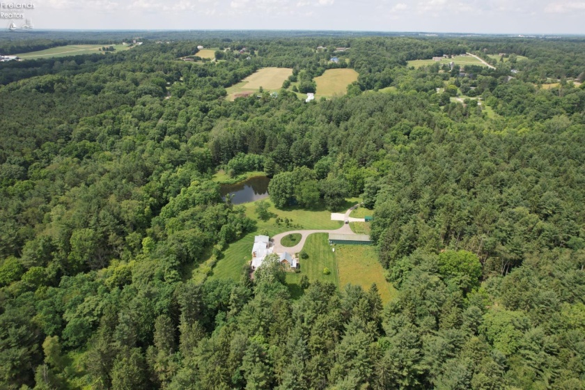 2863 Bell Road, Mansfield, 44904, 6 Bedrooms Bedrooms, ,5 BathroomsBathrooms,Residential,For Sale,Bell,20262792
